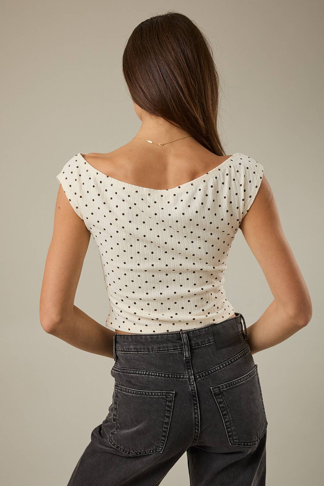 Raina Slouchy Shoulder Sleeveless Polka Dot Top: Cream Brown