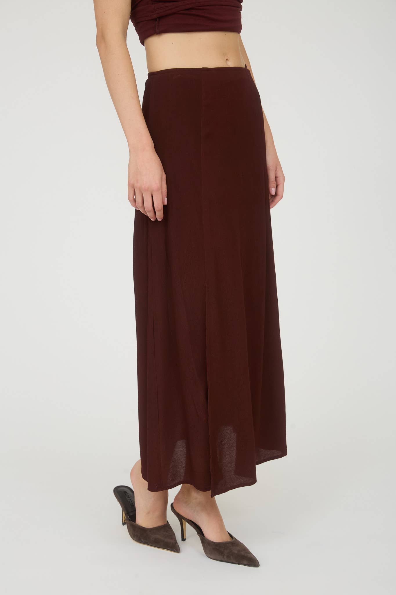 Fiona Side Slit Lightweight Midi Skirt: Burgundy