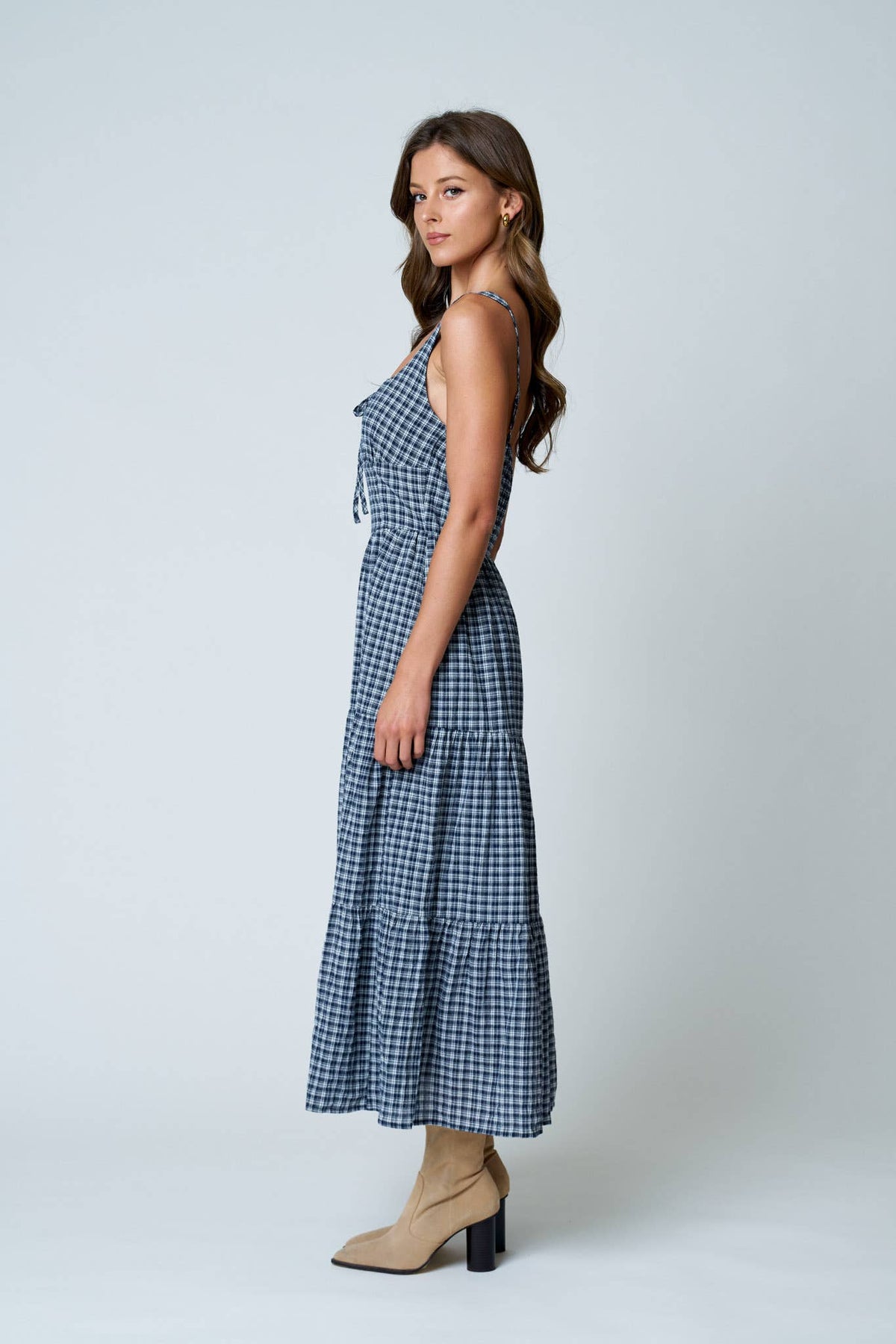 Clara Plaid Scoop Neck Tie-Front Tiered Midi Dress: Navy