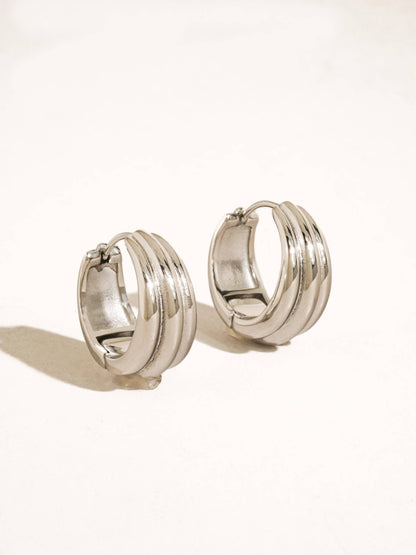 Gevrey Non-Tarnish Silver Hoop Earrings: Silver