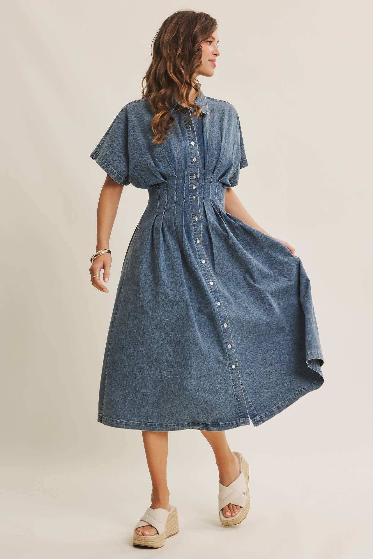 Caroline Stretchy Mineral-Washed Button-Down Pleated Denim Midi Dress: Light Wash