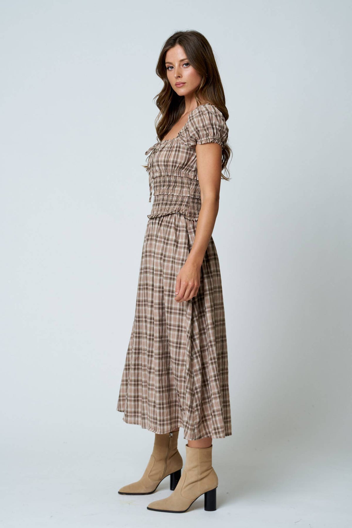 Maisie Plaid Puff Sleeve Smocked Waist A-Line Midi Dress: Khaki