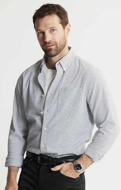 Classic Oxford Long Sleeve Shirt: WHITE / L