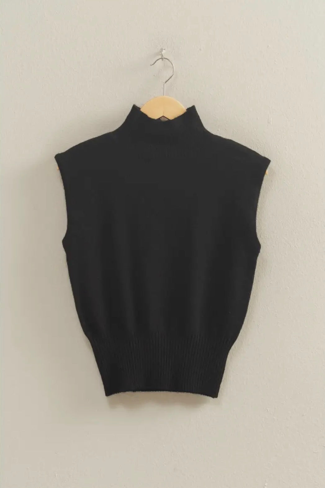 Moon High Neck Sleeveless Knit Top: Black