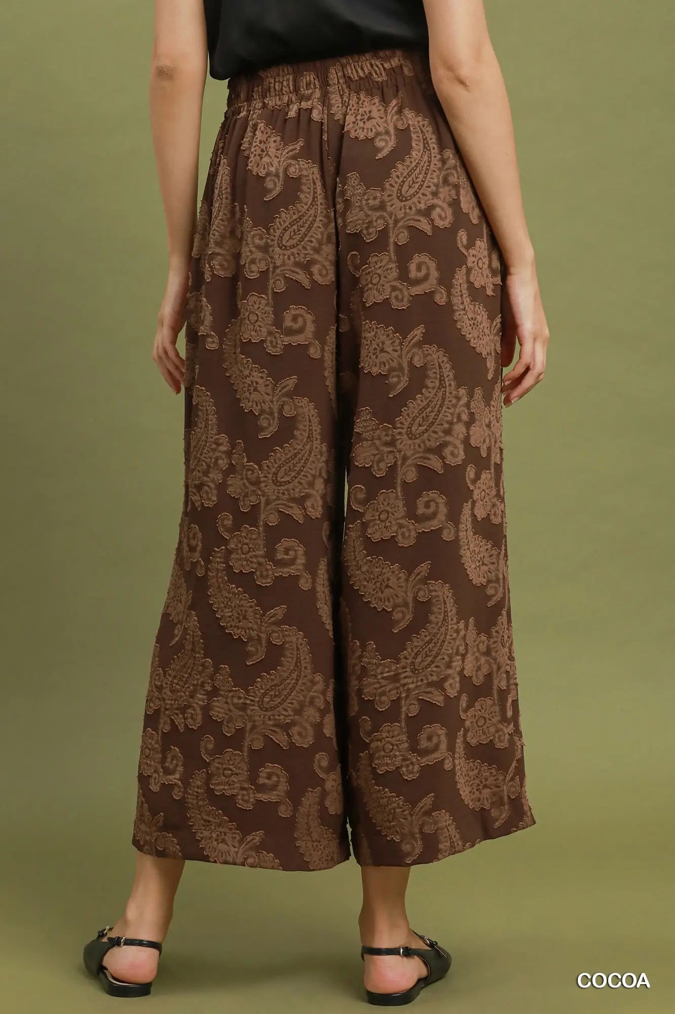 Ainsley Paisley Print Wide Leg Pants: Cocoa