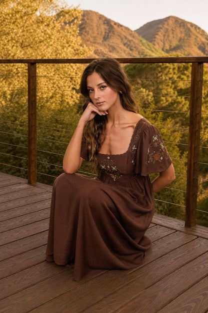 Fable Detail Bell Sleeve Midi Dress: Chocolate Brown