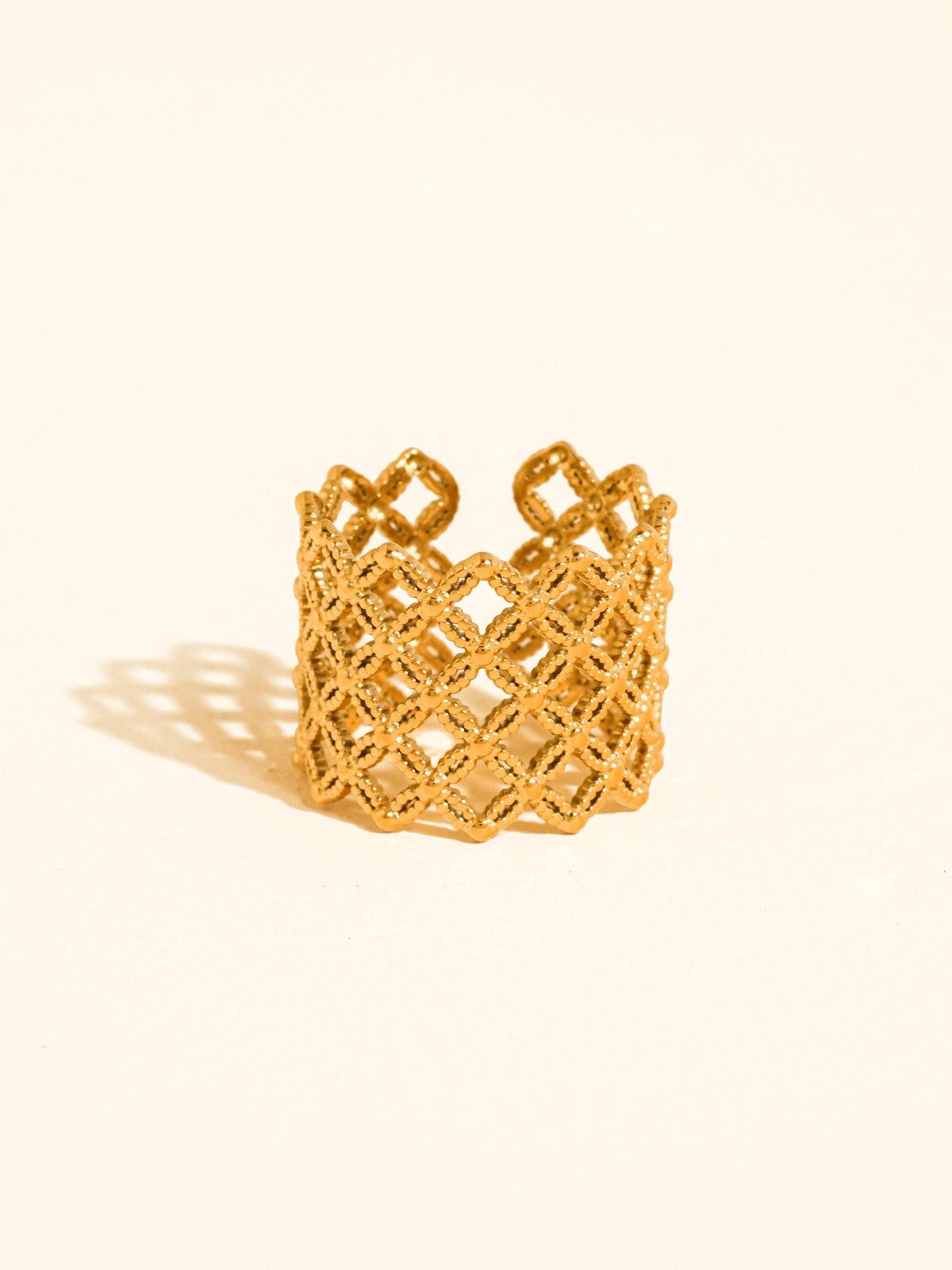 Alizée 18K Gold Non-Tarnish Lattice Statement Ring: Yellow Gold