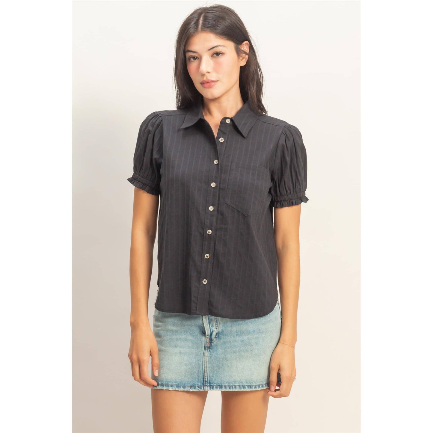 Carmen Button-Up Puff Short Sleeve Shirt: BLACK