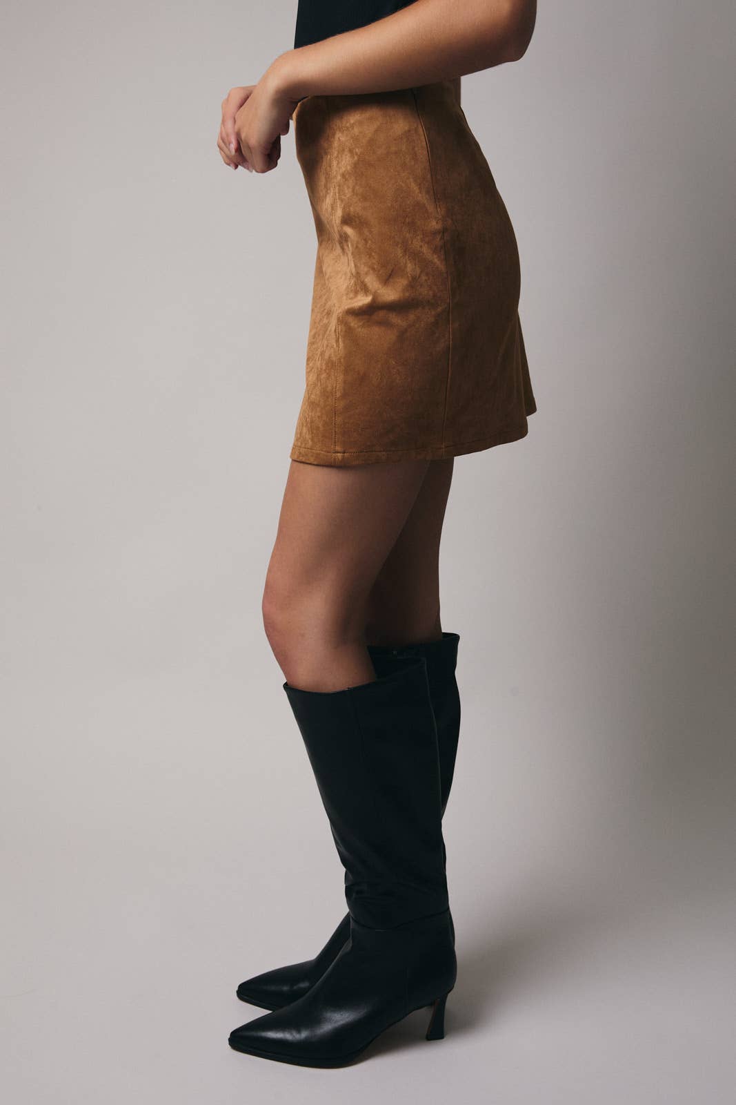 Sally Suede Mini Skirt: Tan
