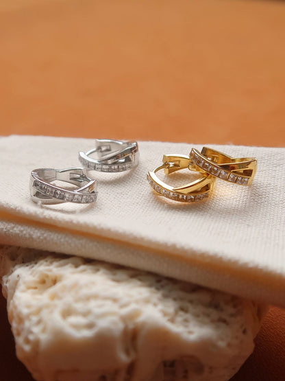 Maissac 18K Gold Non-Tarnish CZ Crossover Huggie Earrings: Yellow Gold
