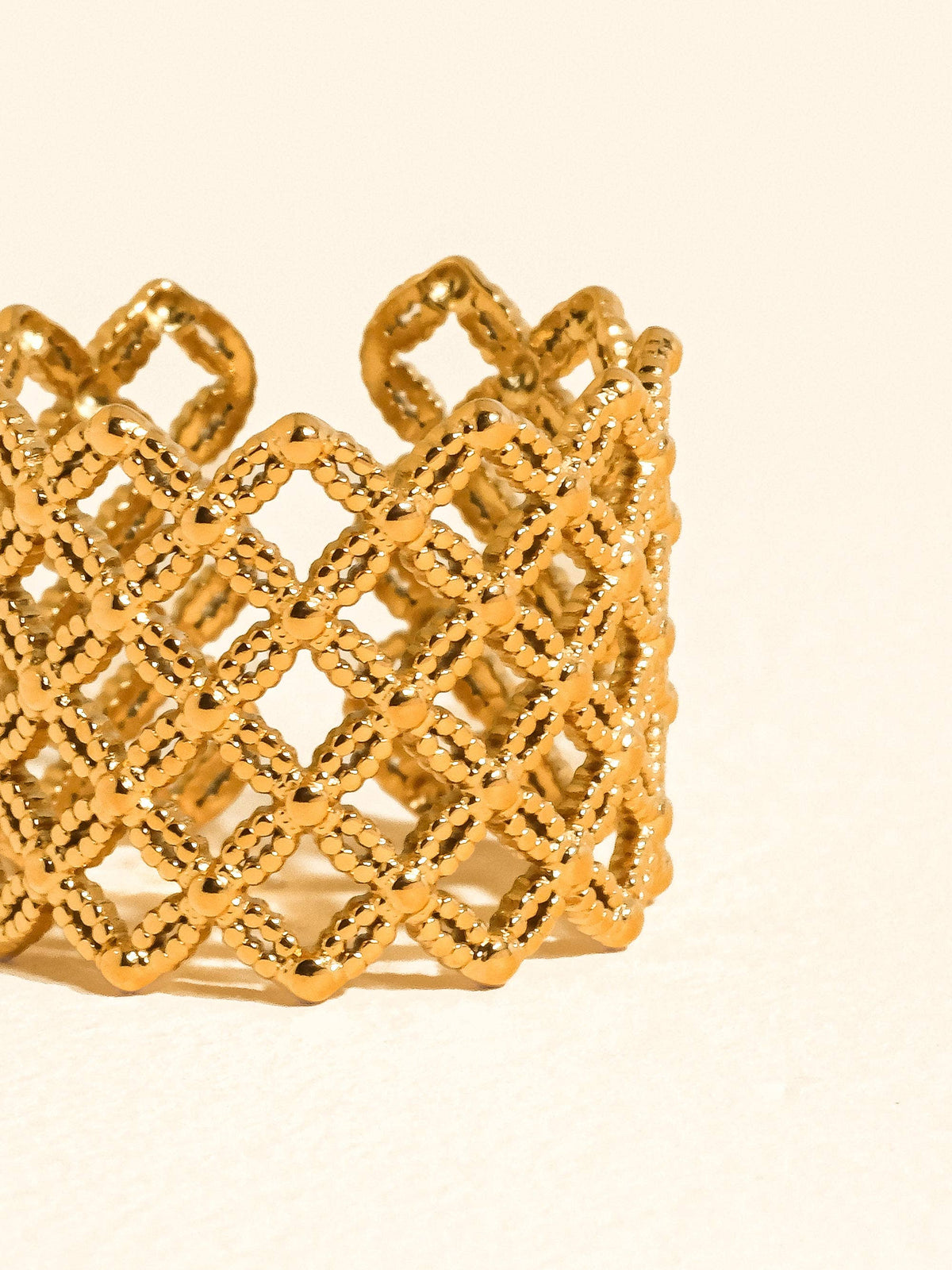 Alizée 18K Gold Non-Tarnish Lattice Statement Ring: Yellow Gold