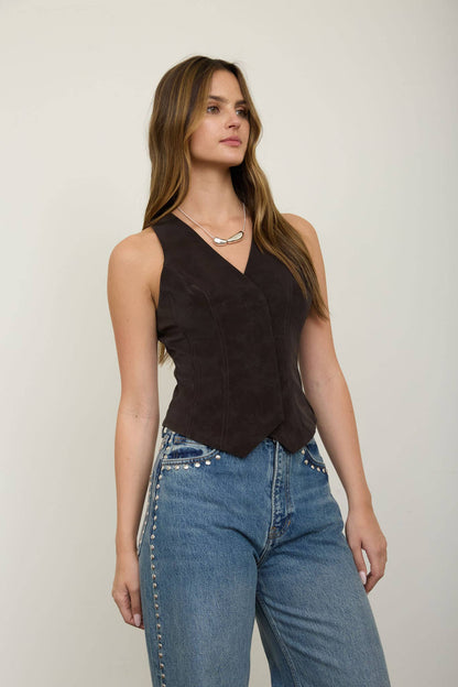 V NECK BUTTON DOWN SUEDE VEST: chocolate BROWN