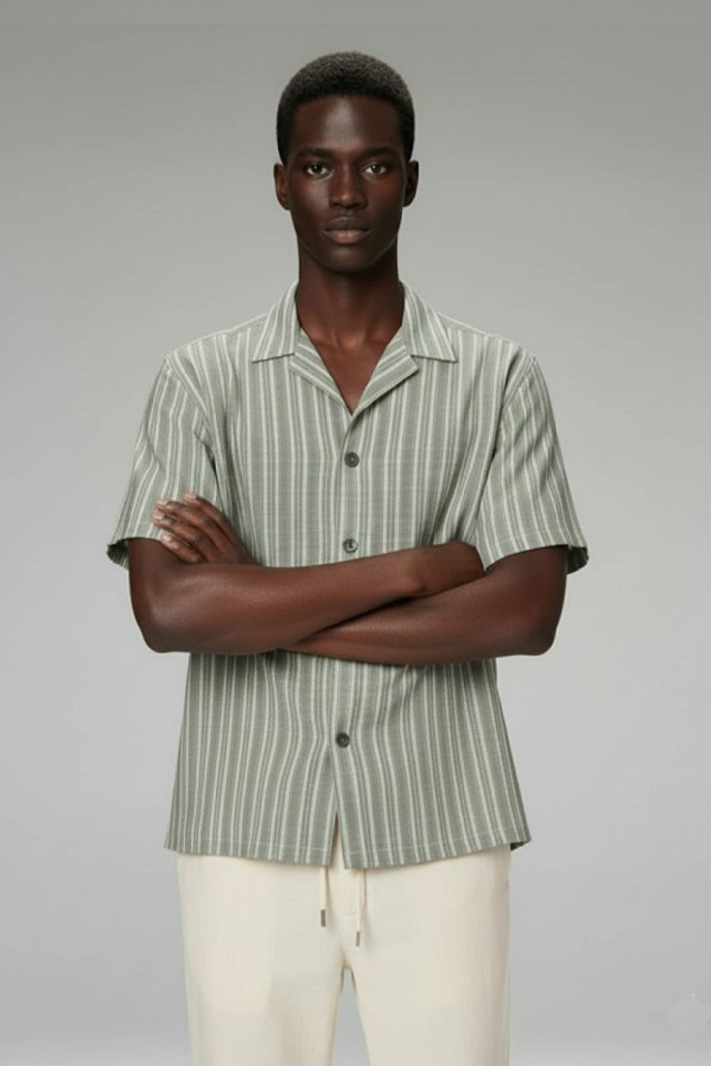 Camp Collar Shirt / Cuban Collar Shirt / Cabana Shirt: HB-88/02 / XL