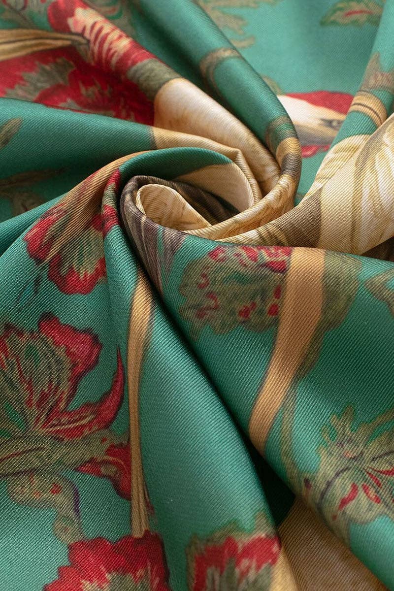 Fringed Crane Print Square Scarf: GREEN / One Size