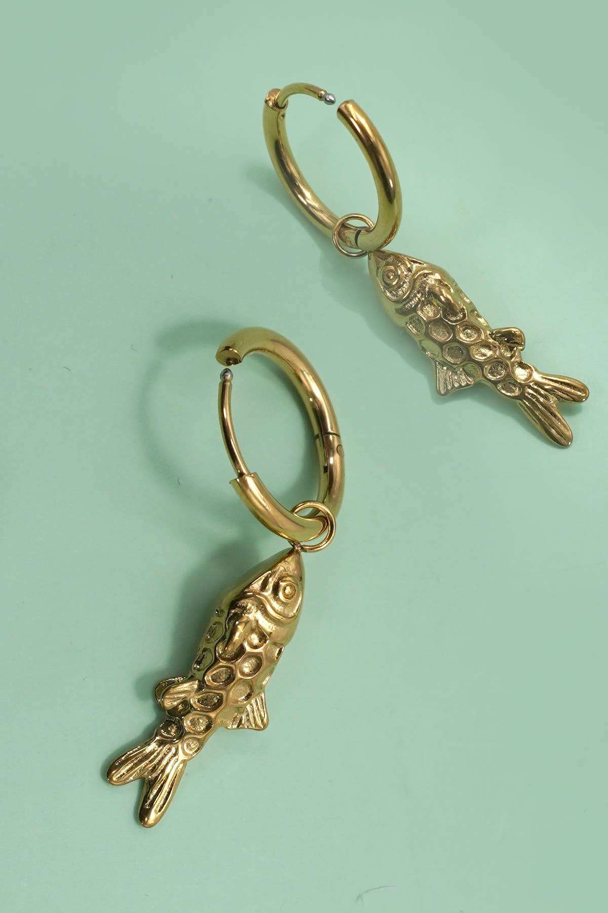 18K STAINLESS STEEL TARNISH FREE FISH EARRINGS: GOLD