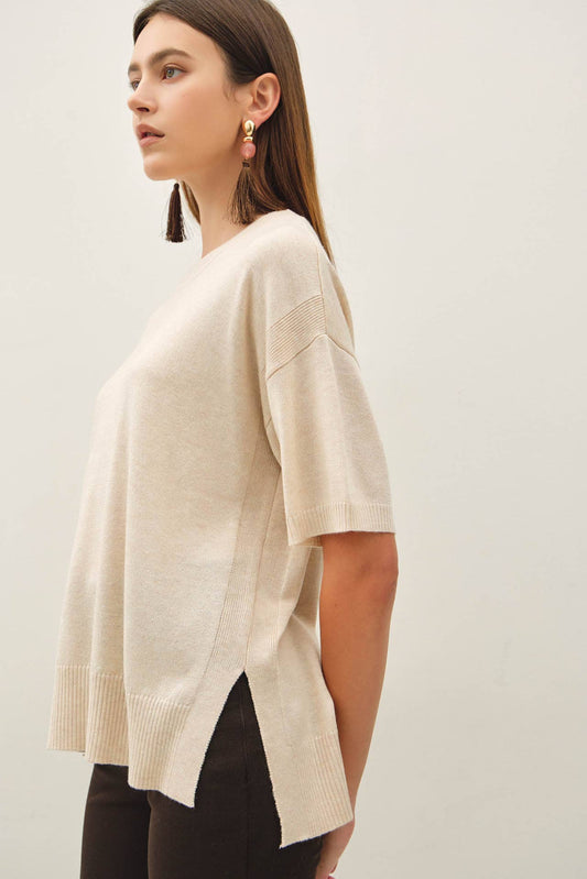 Fayee Boxy Fit Short Sleeve Sweater Top: Oatmeal