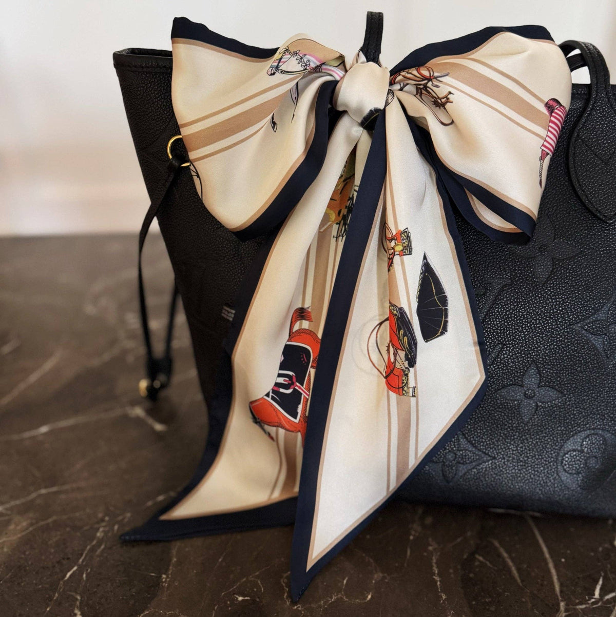 Equestrian Luxe Jumbo Twilly Scarf – Horse & Carriage Print