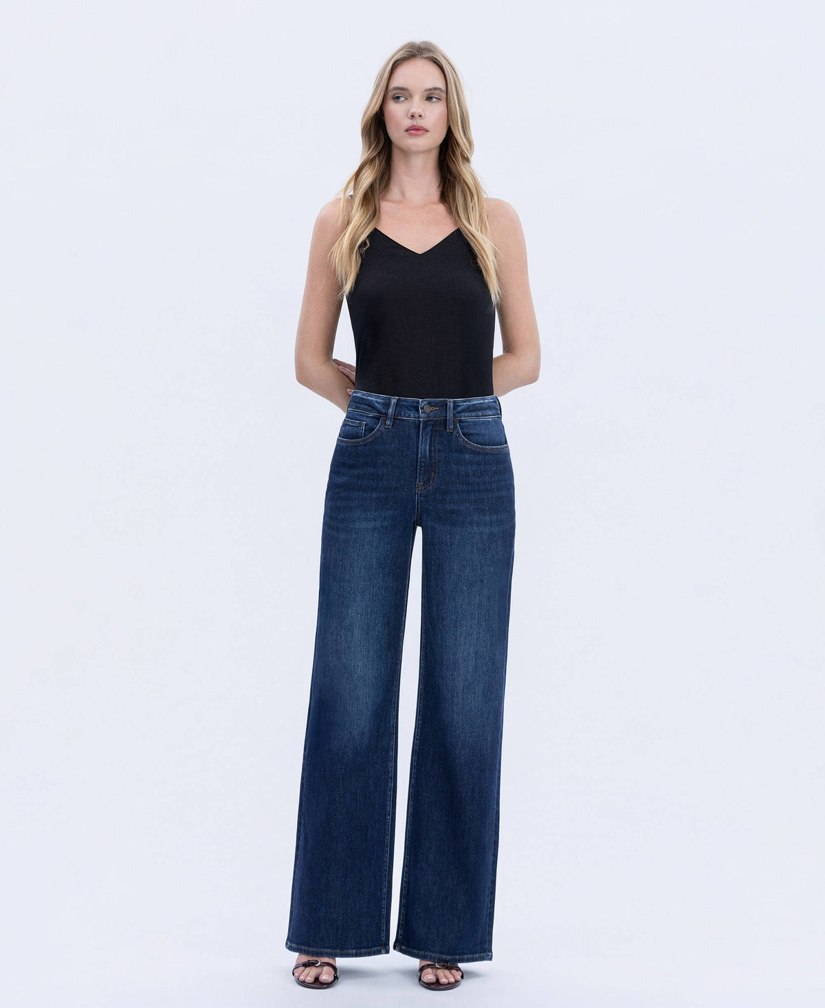 SUPER HIGH RISE FULL LENGTH DARK WASH WIDE JEANS T6937: UPLIFTED JEWEL / 24