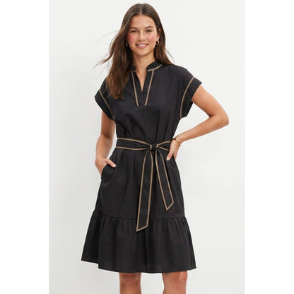 Short Sleeve Contrast Piping Mini Dress: Black