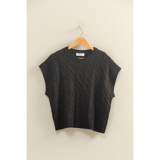 Starlit Sleeveless Oversized Cable Knit Sweater Vest: BLACK