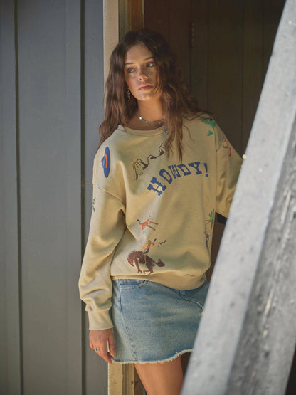 Western Graphic Howdy Sweatshirt: TAUPE