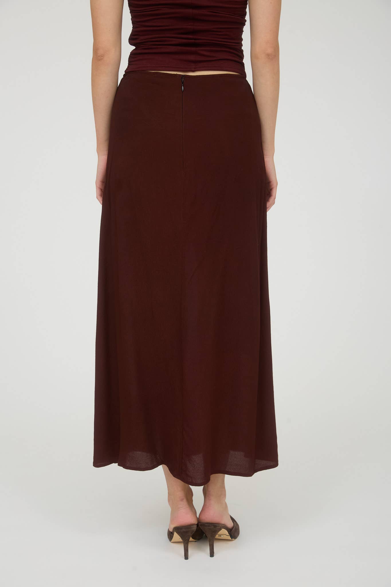 Fiona Side Slit Lightweight Midi Skirt: Burgundy