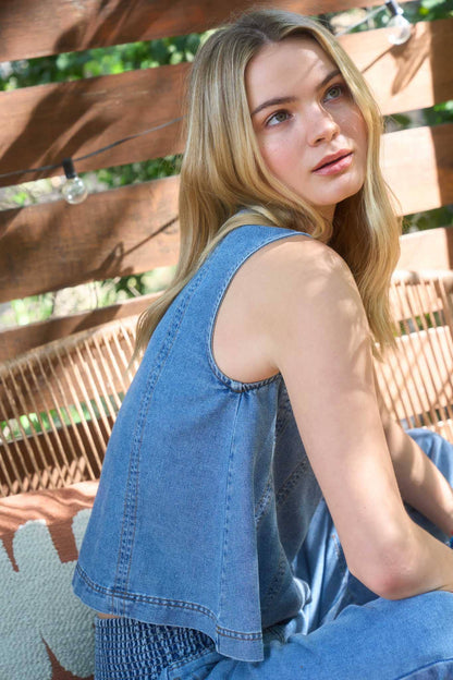 Bonnie Seam Detail Sleeveless Top: Denim
