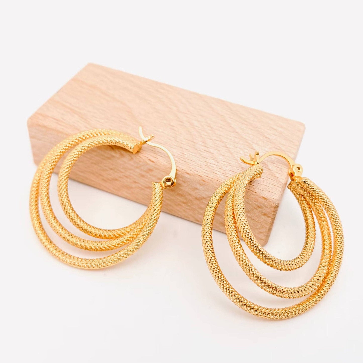 Three-layer Circle Gold-plated Huggie Hoop Earring